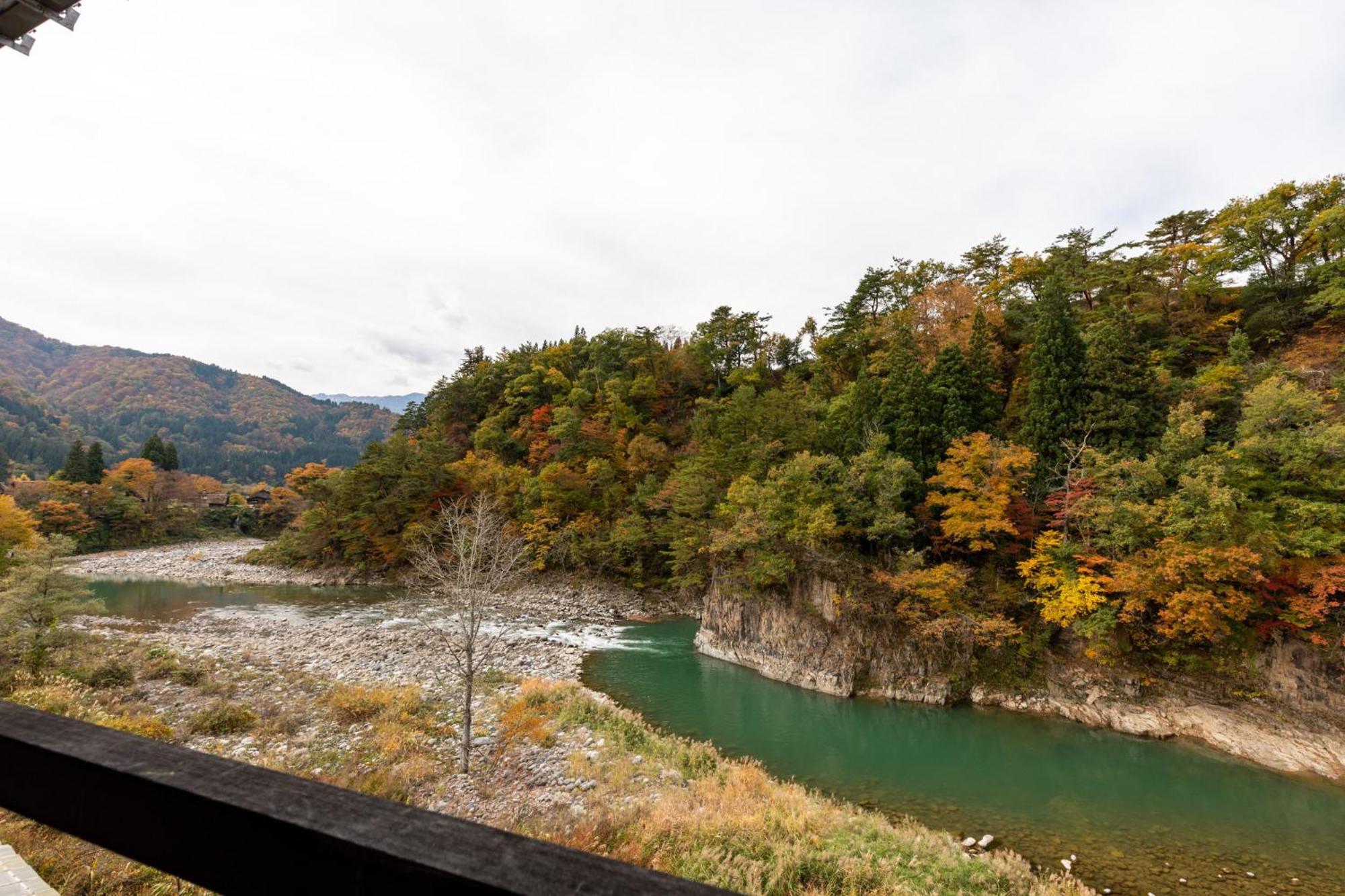 天然 Weni Baiwagō no Tang Otel Shirakawa  Dış mekan fotoğraf